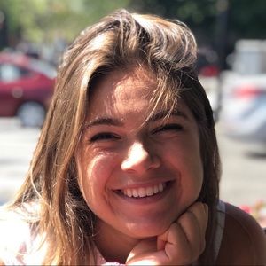 Meet your Posher, Michaela